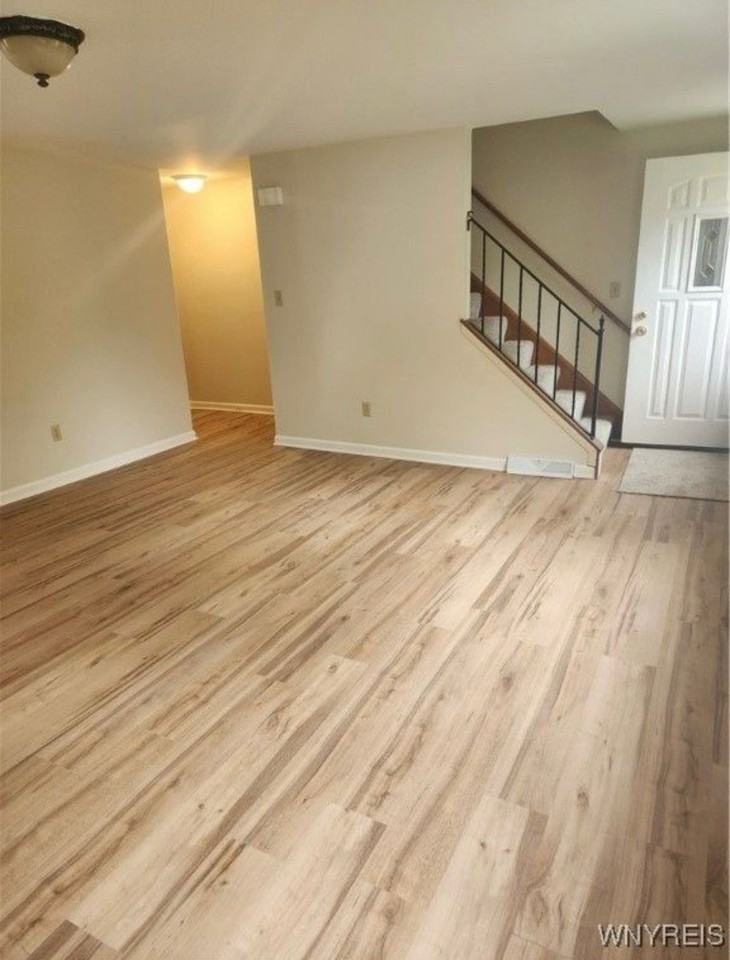 78 W Summerset Ln #NA - Photo 3 of 9