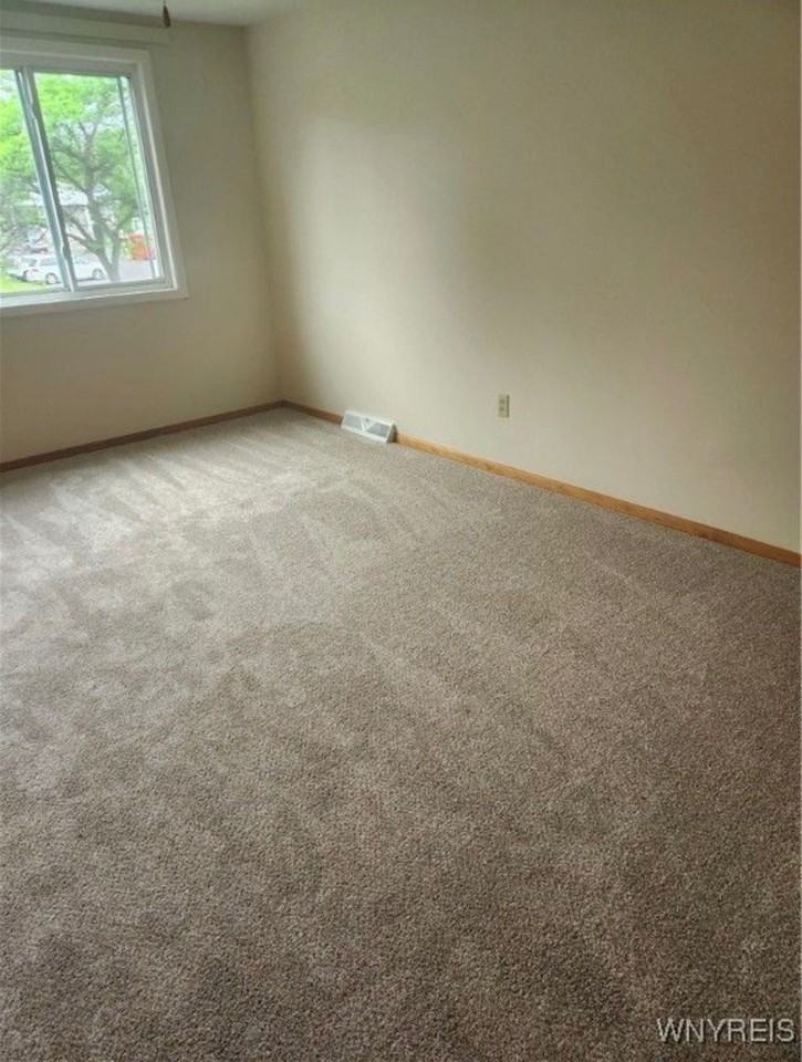 78 W Summerset Ln #NA - Photo 7 of 9