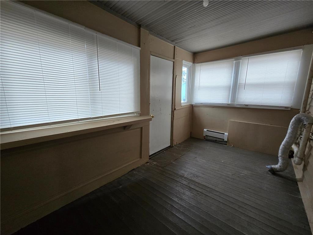 506 W Brooks St #NA - Photo 7 of 16