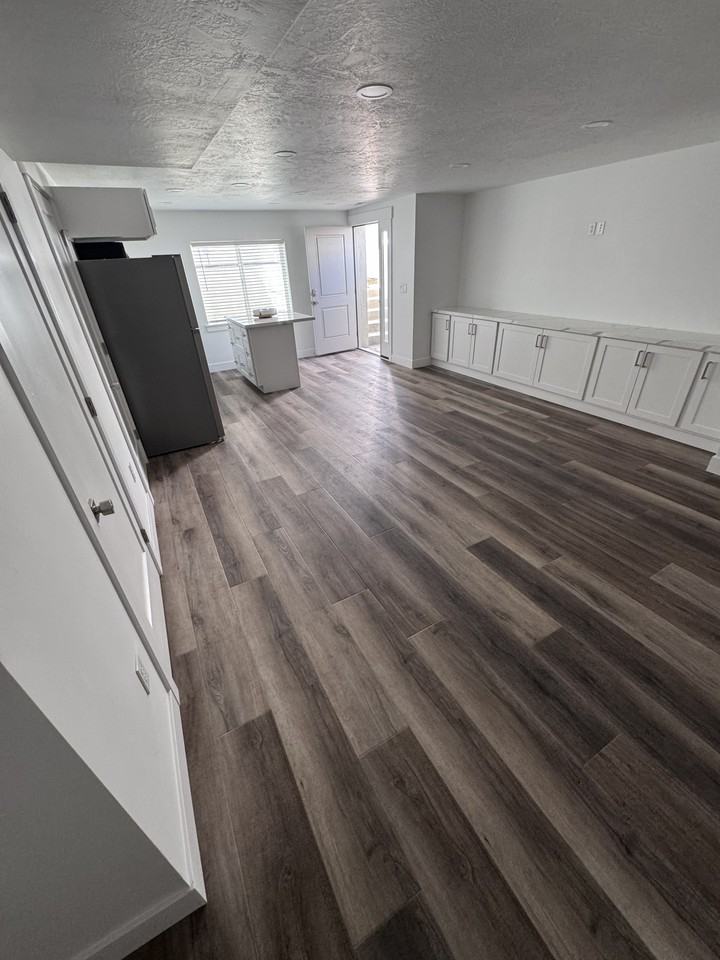 4214 W 1470 N #NA - Photo 7 of 19