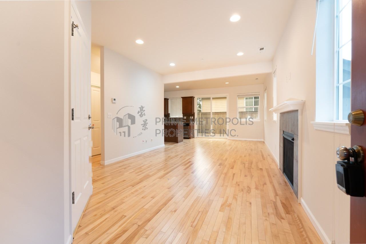 8322 137th Ct Ne #1 - Photo 5 of 39