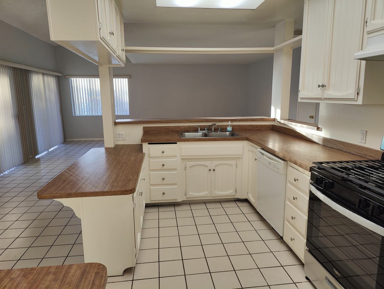 13553 Avenida La Vis #NA - Photo 4 of 14