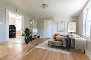 featured image of 1929 Arlington Ave