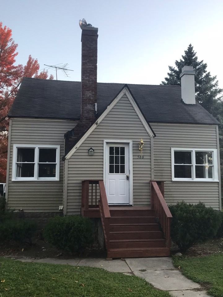 566 E Sebewaing St #1