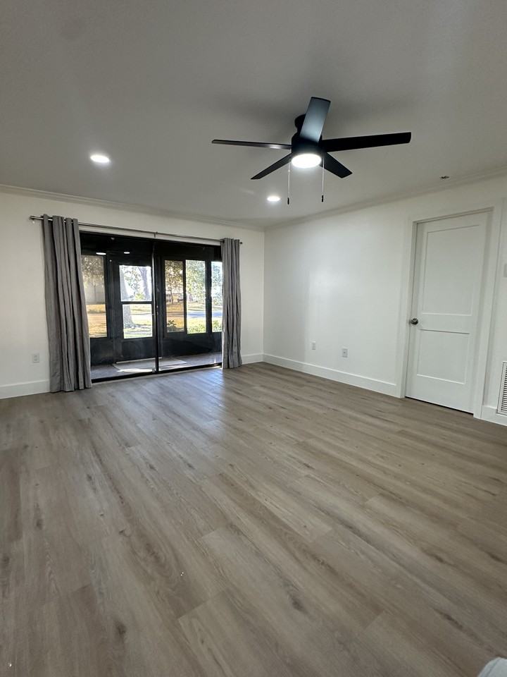 401 Airport Ave E #303 - Photo 6 of 21