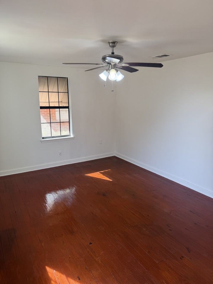 54 Oakland Ave #NA - Photo 4 of 18