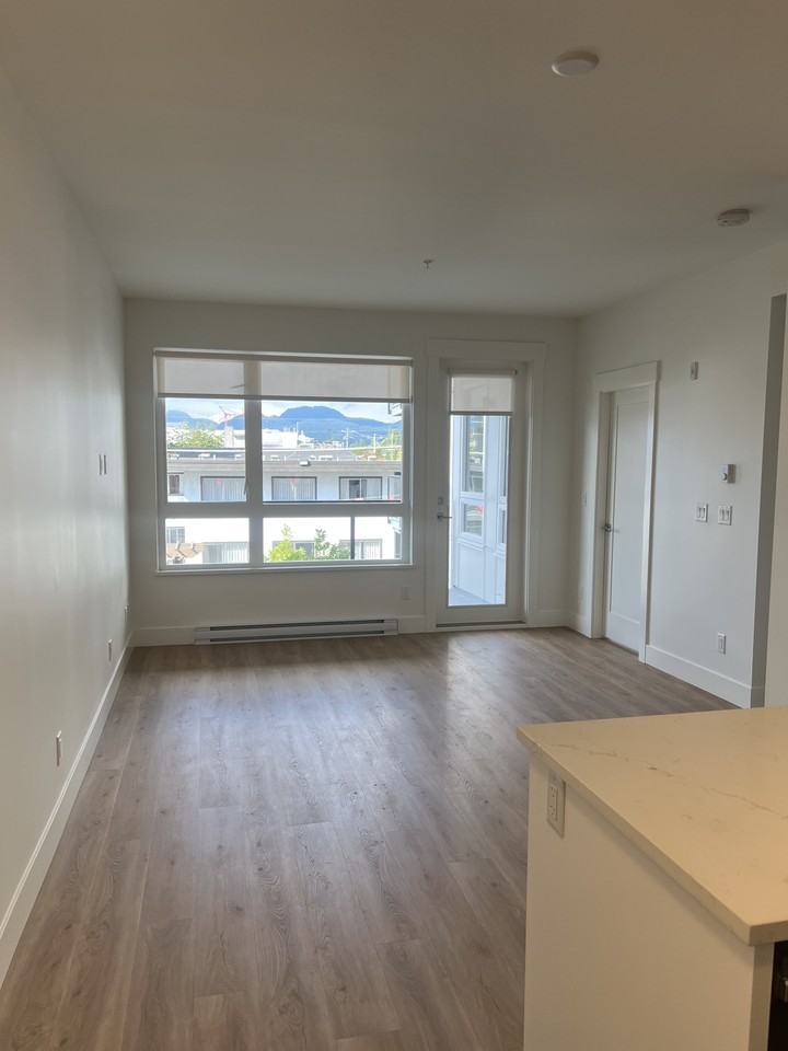 11907 223 Street #310 - Photo 4 of 7