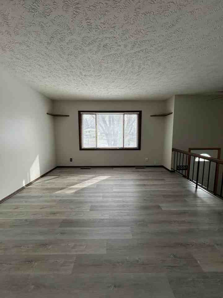 7516 Josephine St - Photo 2 of 36