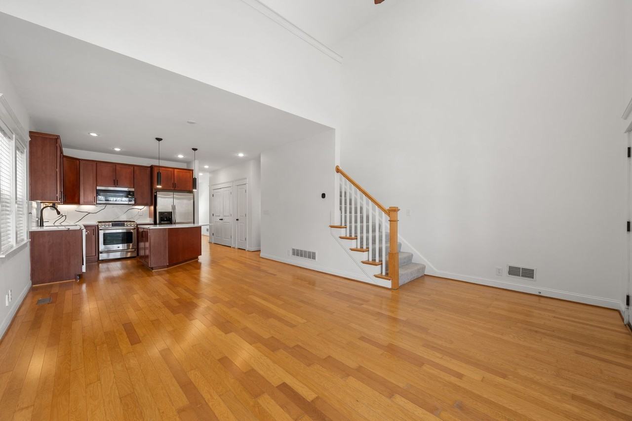 119 Haldeman Ave - Photo 5 of 33