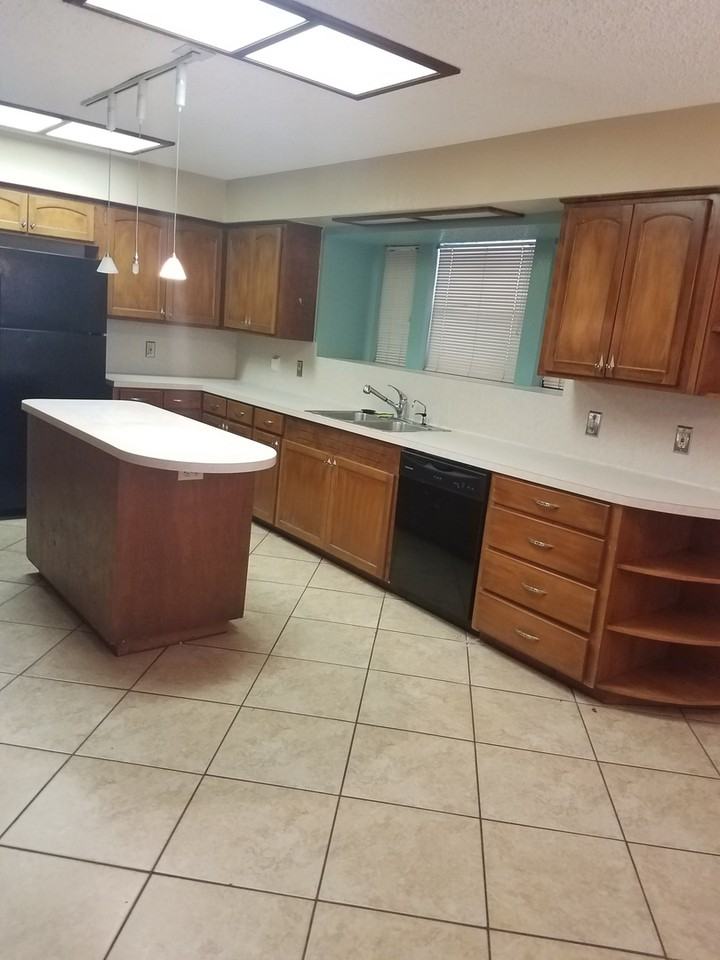 5909 Golden Canyon Dr - Photo 6 of 15