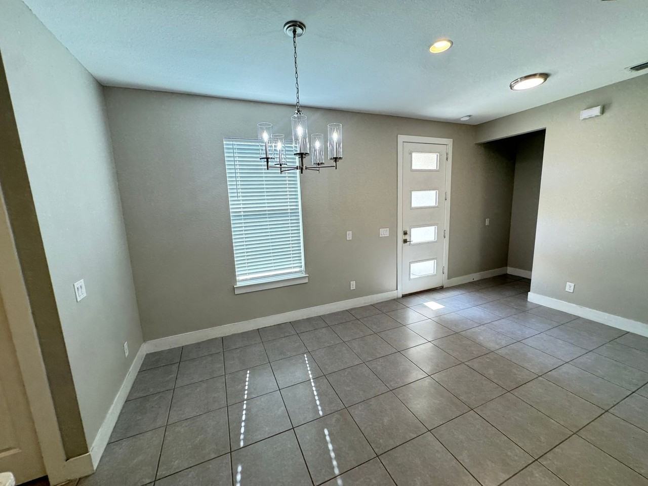 266 Elm Ct - Photo 2 of 34