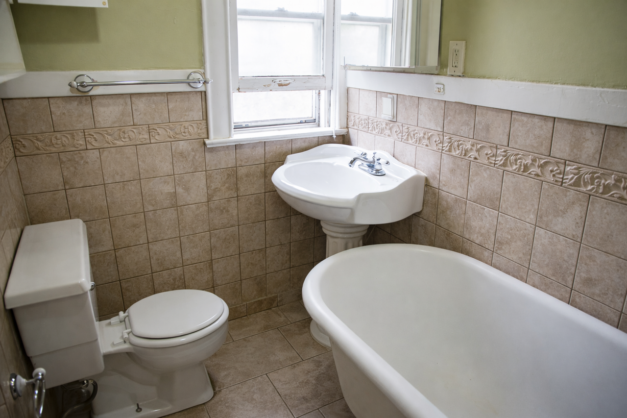 1305 E Hennepin Ave - Photo 7 of 12