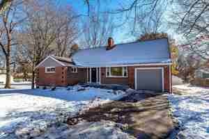 featured image of 5315 Blue Ridge Blvd