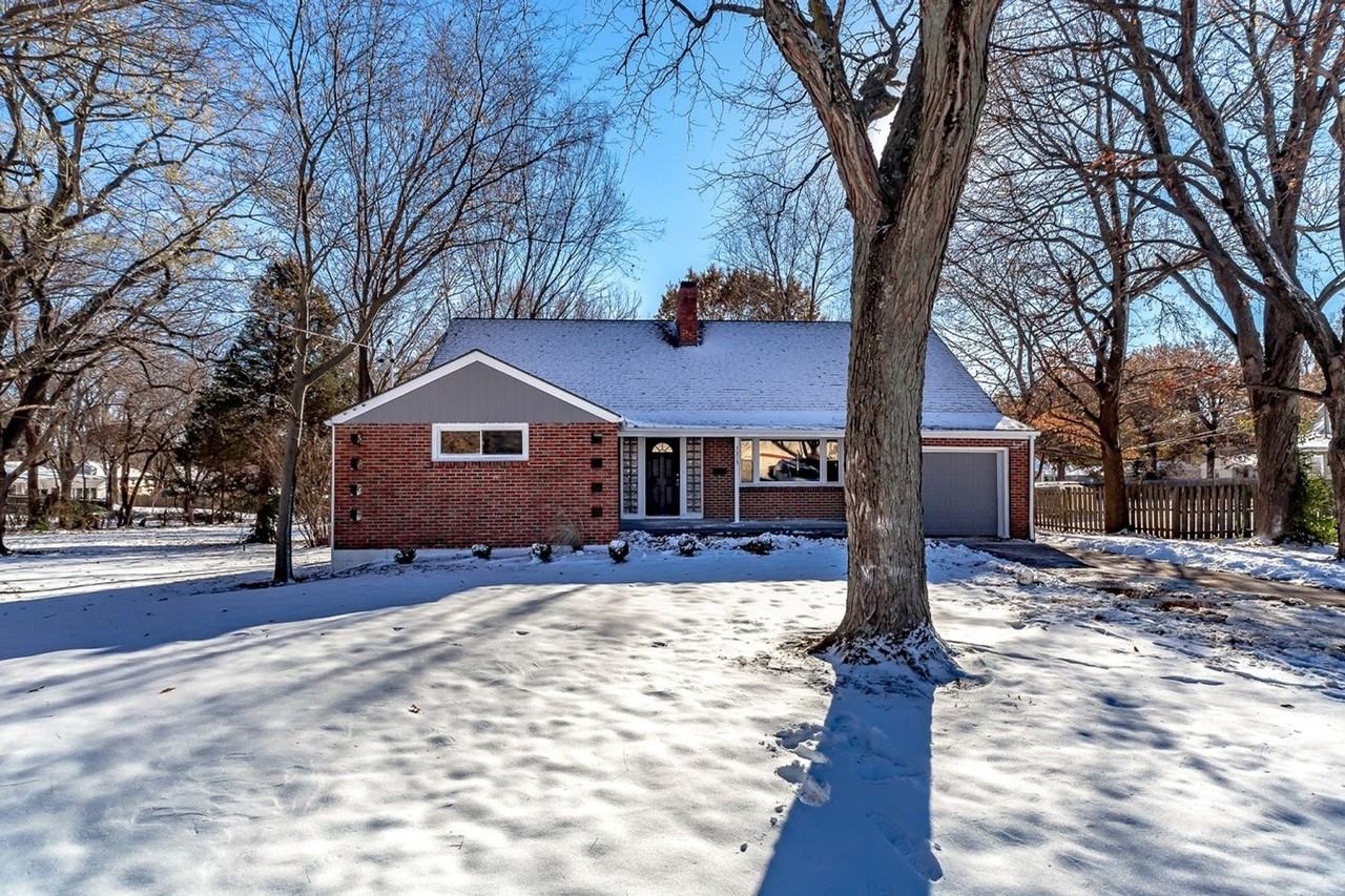 5315 Blue Ridge Blvd - Photo 2 of 43