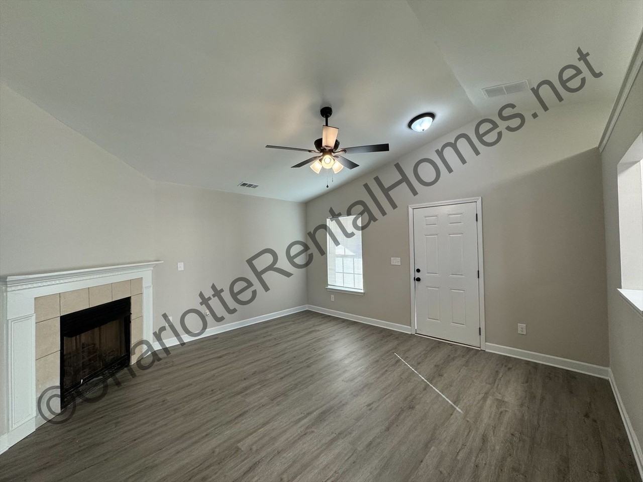 1467 Summer Coach Dr - Photo 3 of 14