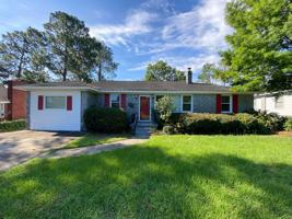 featured image of 915 Evergreen Ave