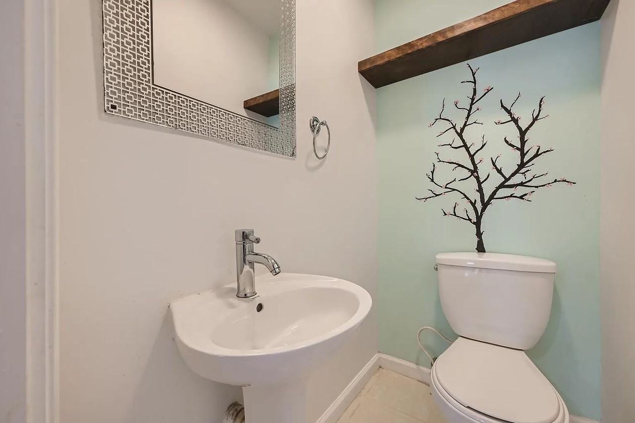 2612 E Fairmount Ave - Photo 7 of 27