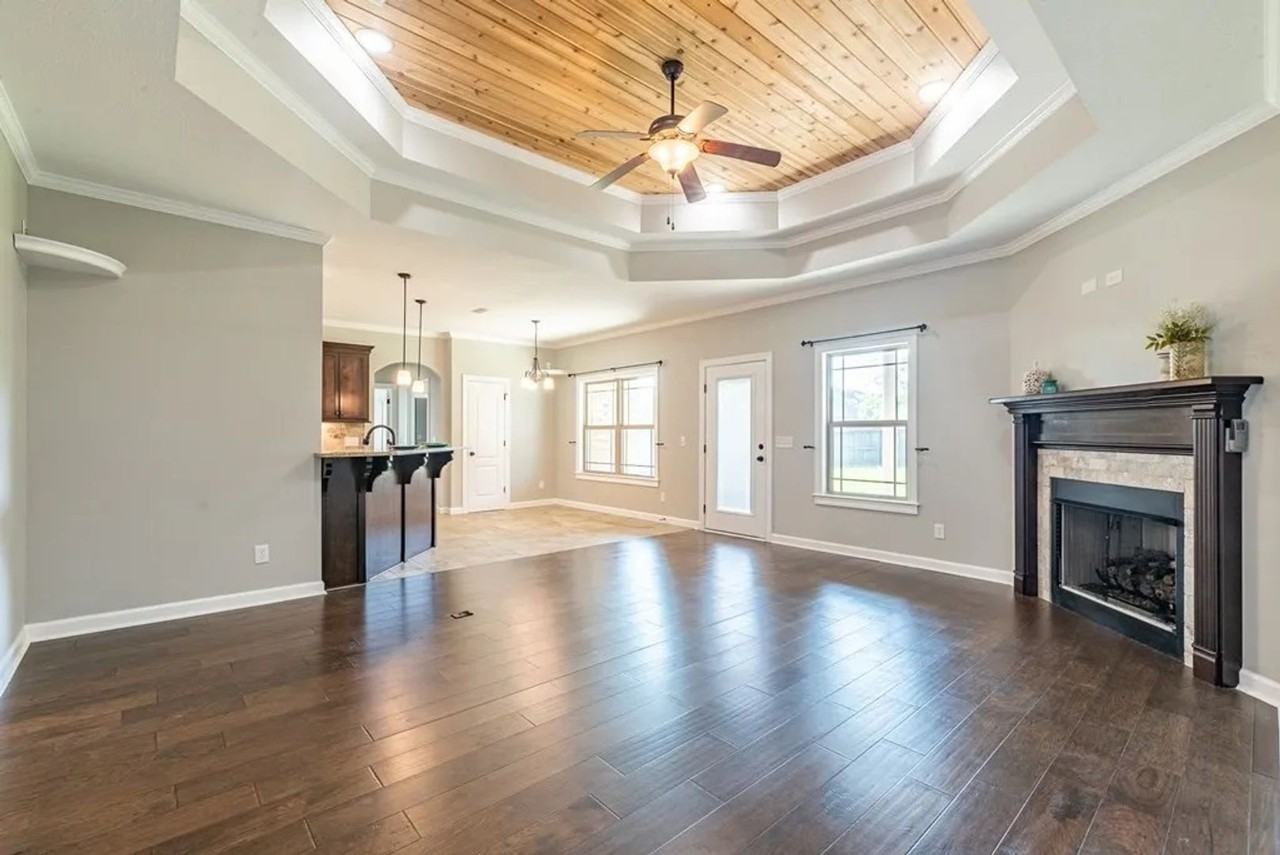 105 Birchwood Pl - Photo 6 of 15