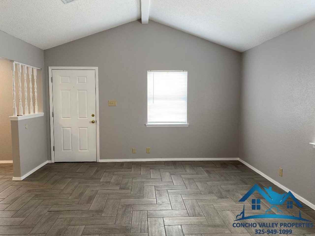 3110 Juanita Ave - Photo 3 of 13