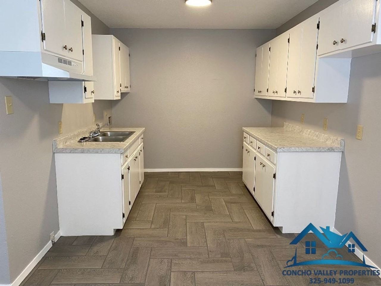 3110 Juanita Ave - Photo 4 of 13