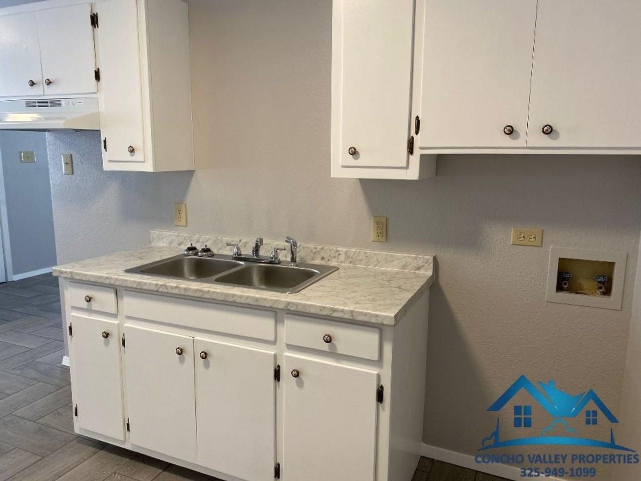 3110 Juanita Ave - Photo 6 of 13