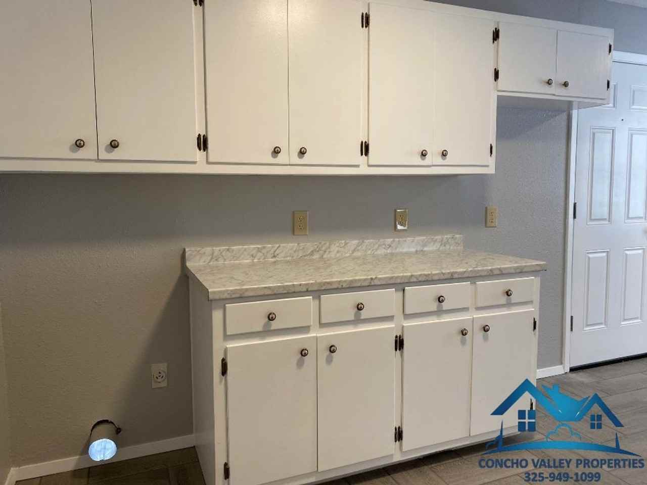 3110 Juanita Ave - Photo 7 of 13