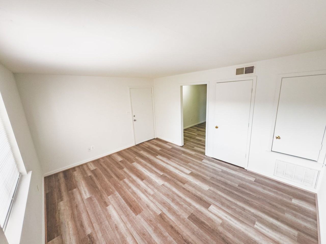 Stone Ridge Apartments - Photo 2 of 9