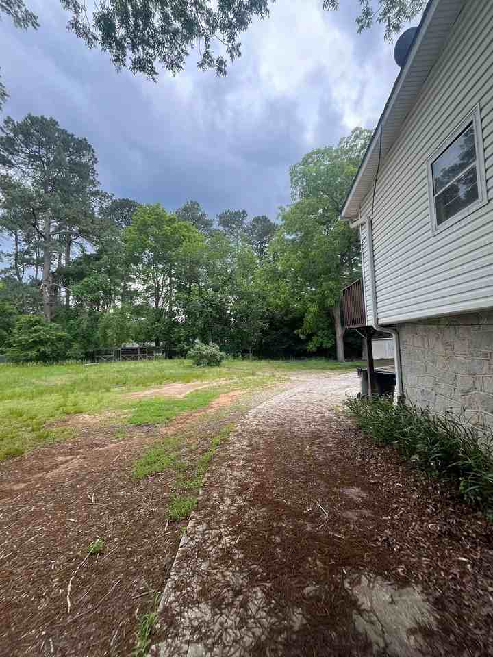 2720 Poole Rd - Photo 7 of 36