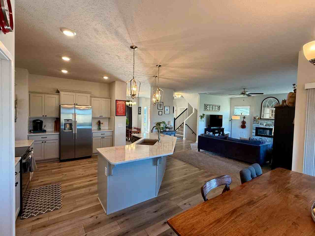 5010 Sheridan Rd - Photo 5 of 33