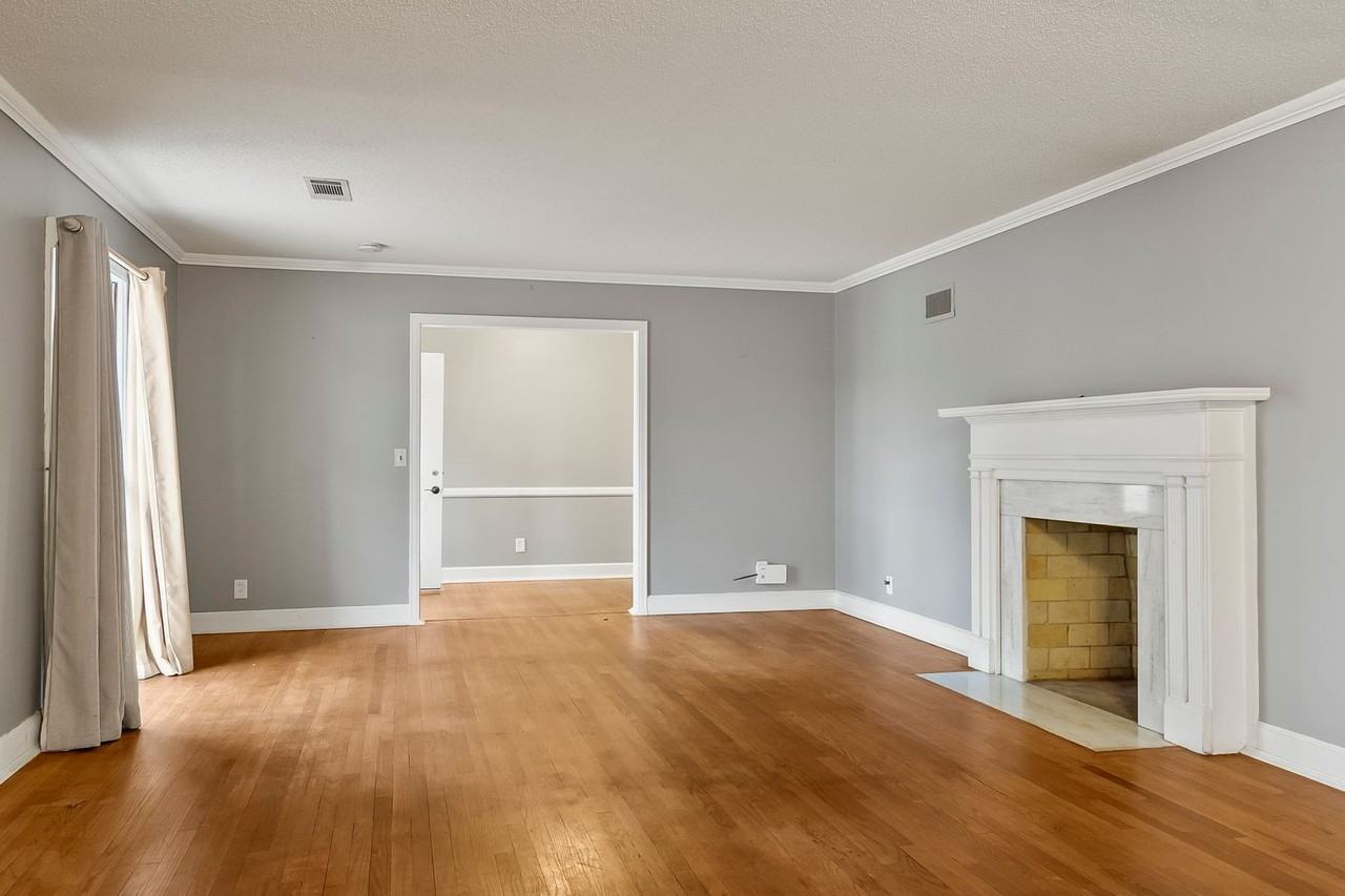 3801 12th Pl E - Photo 4 of 25