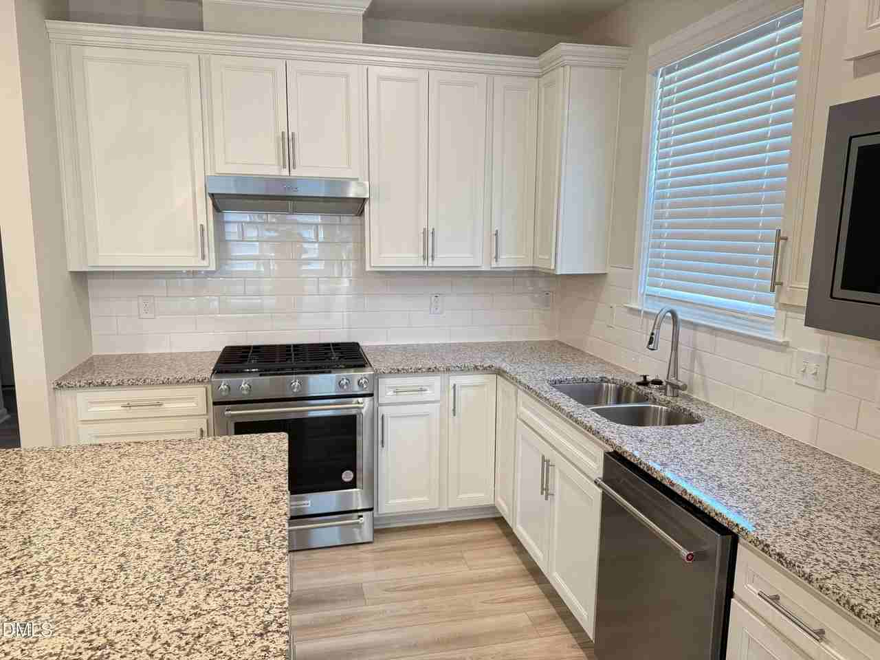 1625 Moa Ct - Photo 2 of 30