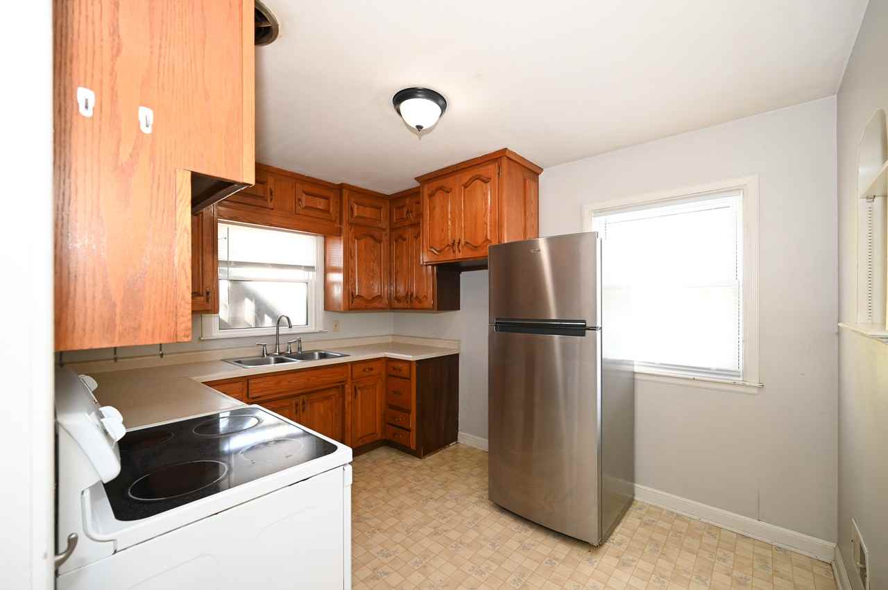 1801 3rd St Sw #1 - Photo 3 of 20