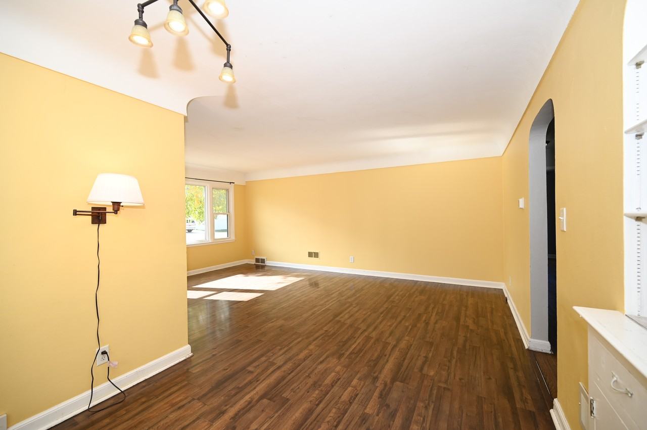 1801 3rd St Sw #1 - Photo 6 of 20