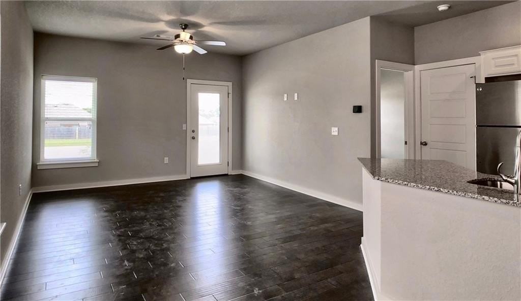 3881 W Albatross Loop - Photo 3 of 10