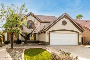 featured image of 2425 E Westchester Dr