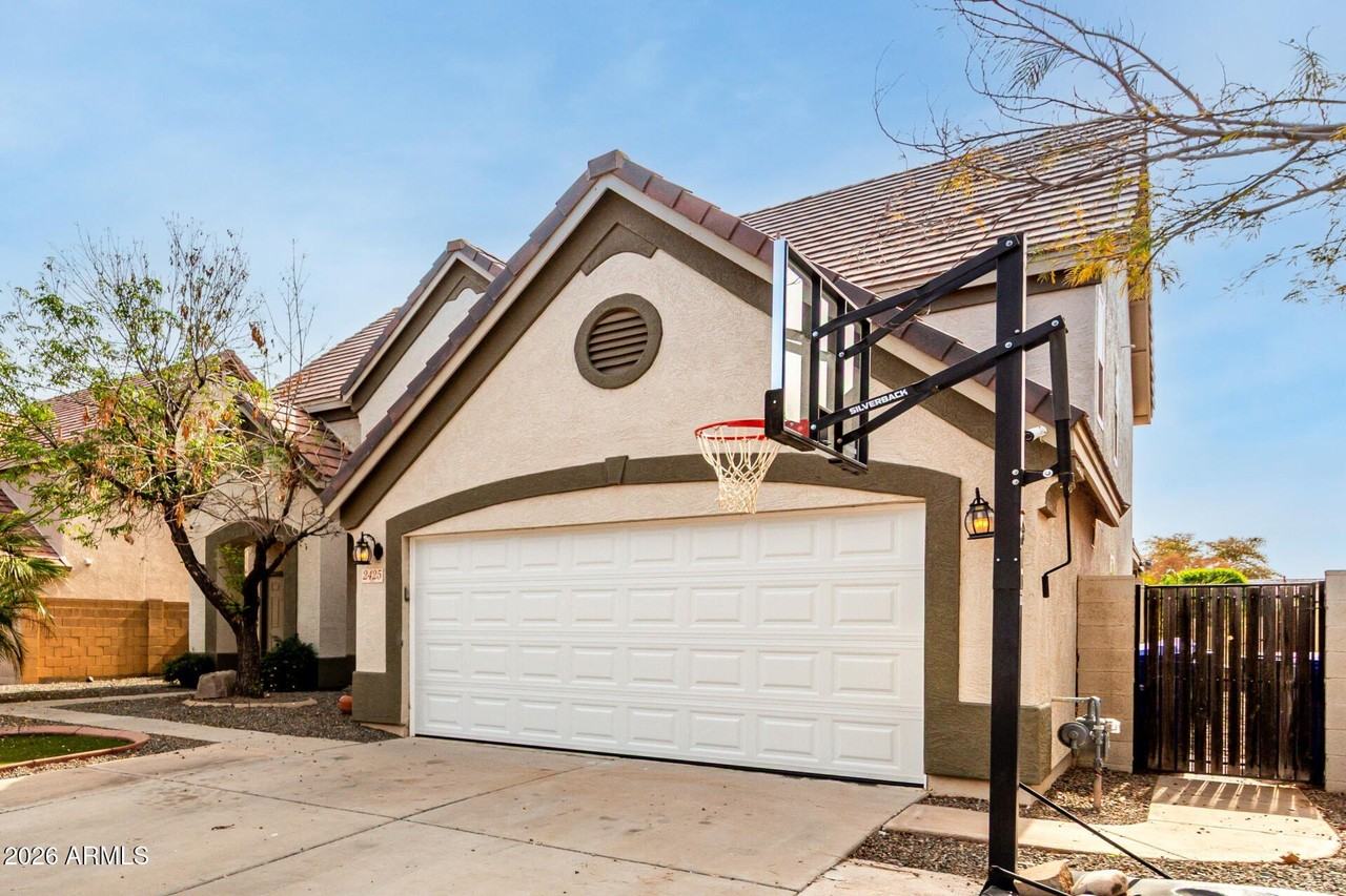 2425 E Westchester Dr - Photo 6 of 50