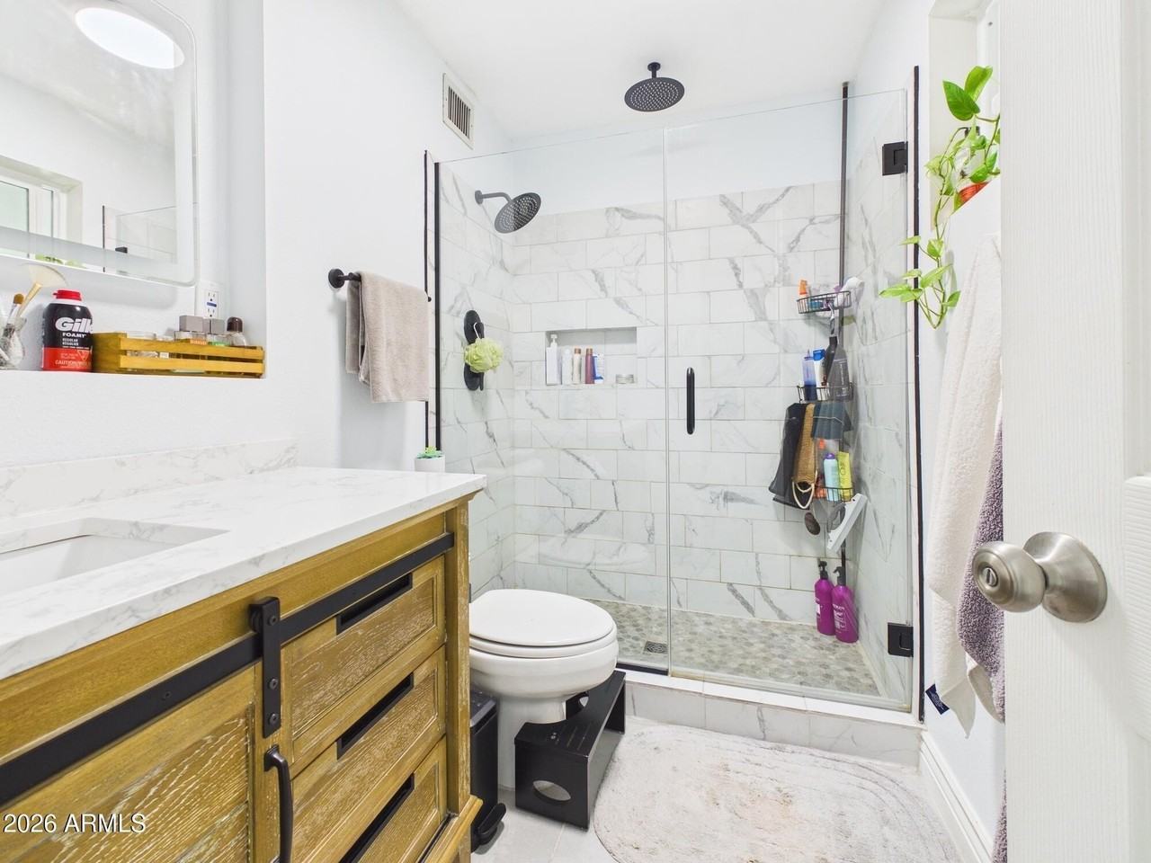 3223 W Joan De Arc Ave - Photo 4 of 24