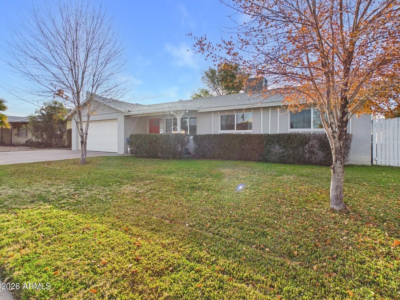 3223 W Joan De Arc Ave - Photo 5 of 24