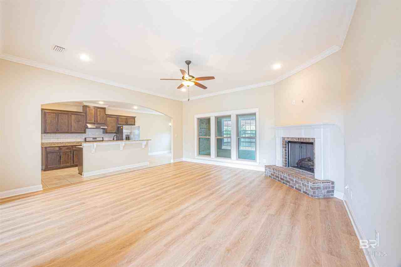 27069 Gramercy Ln - Photo 2 of 26