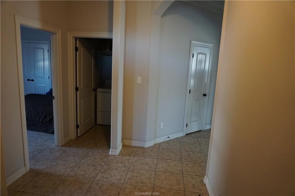 3911 Incourt Ln - Photo 5 of 16