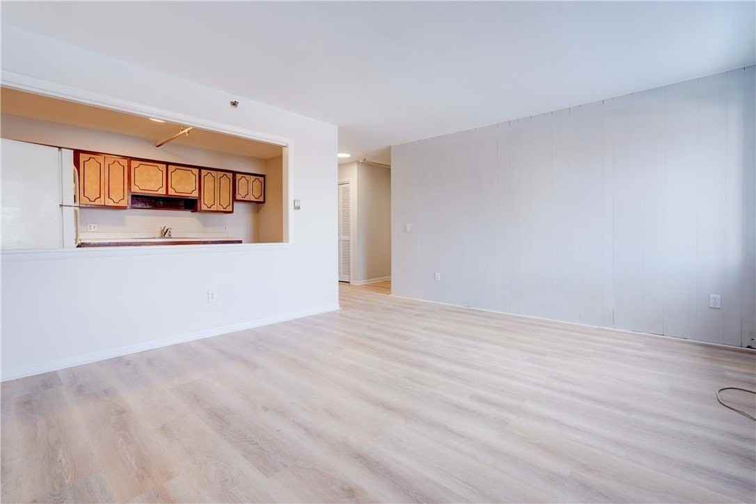 404 Main St Unit B6 #B6 - Photo 4 of 17