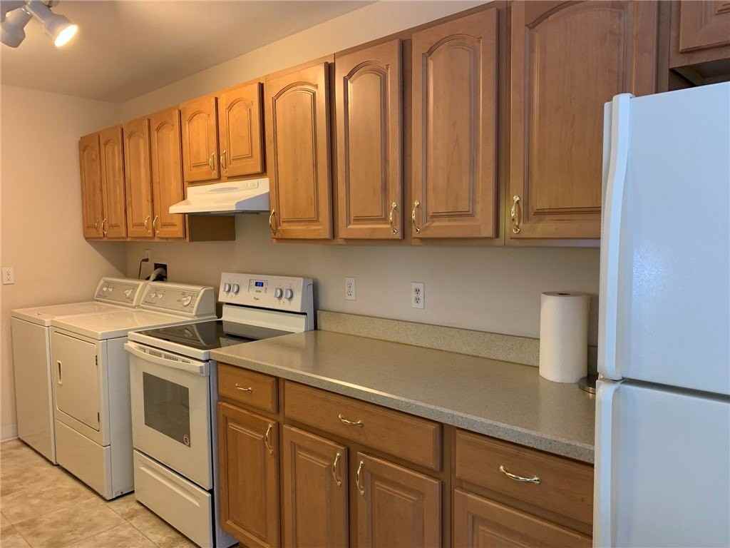 26 Heron Way S - Photo 5 of 21