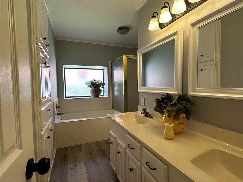 7421 Lake Neuchatel Dr - Photo 5 of 8