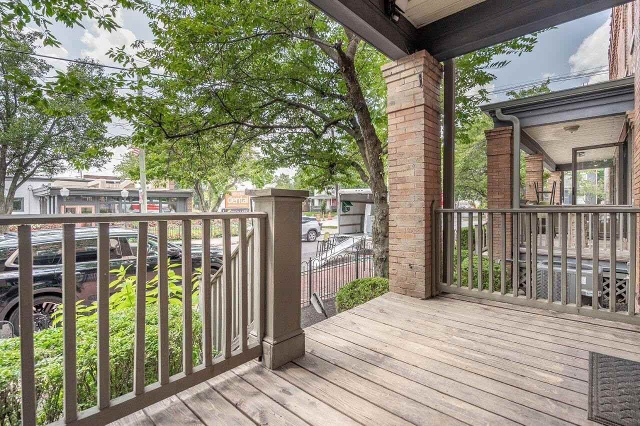 6 Hanford St Unit 6 #6 - Photo 4 of 28