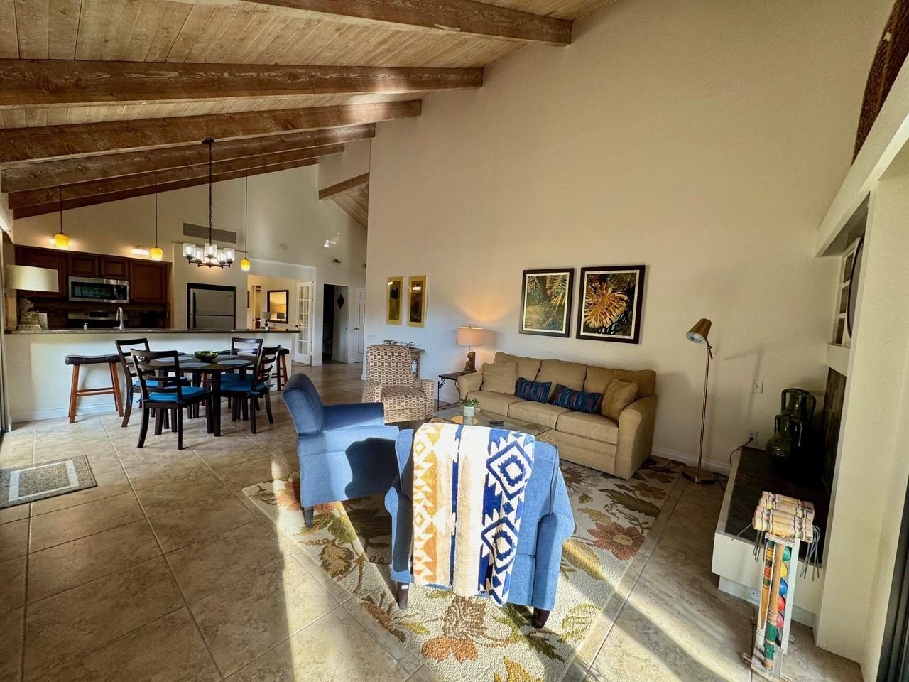 310 Forest Hills Dr - Photo 4 of 44