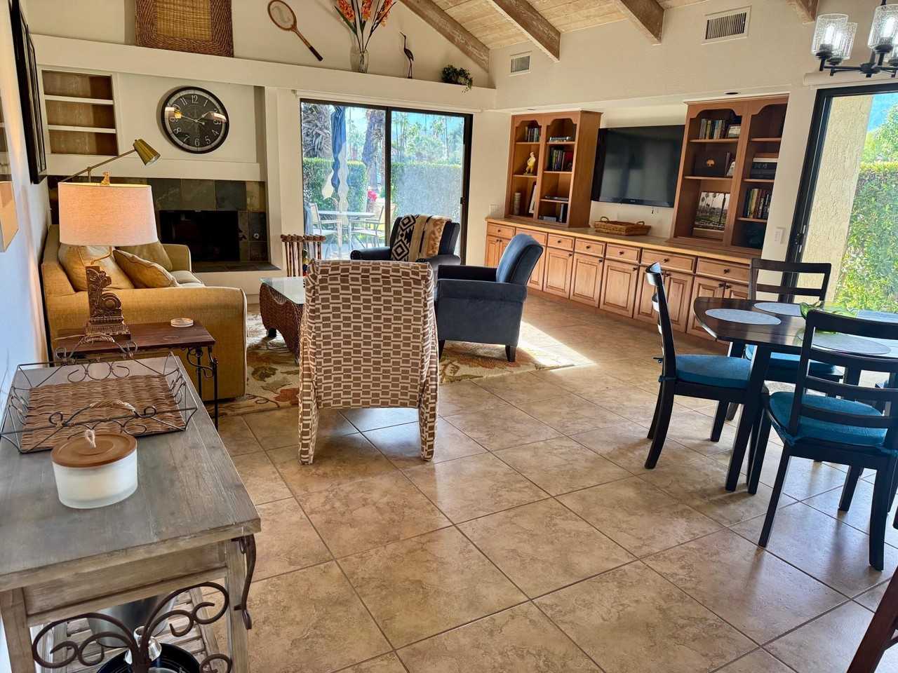 310 Forest Hills Dr - Photo 7 of 44