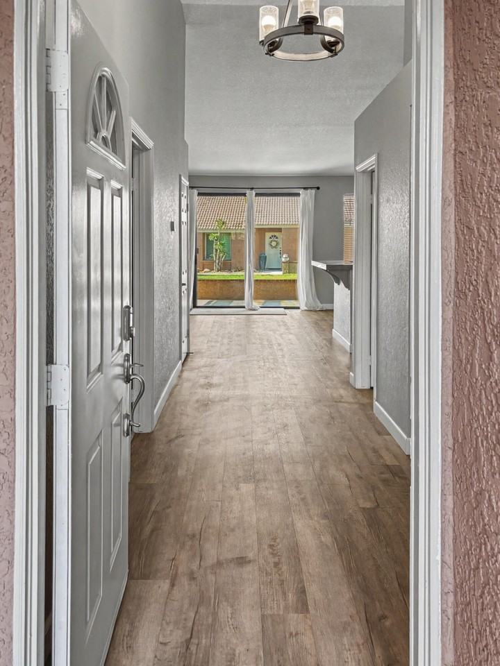 76915 Turendot St - Photo 5 of 50