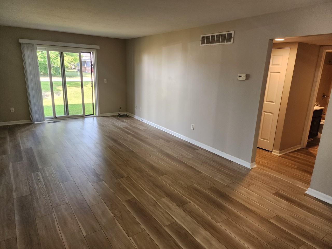 Evergreen Ridge1224 Penn Ave, 4 - Photo 2 of 15