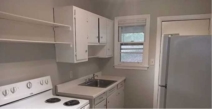 907 Crestline Rd Nw #1 - Photo 6 of 11