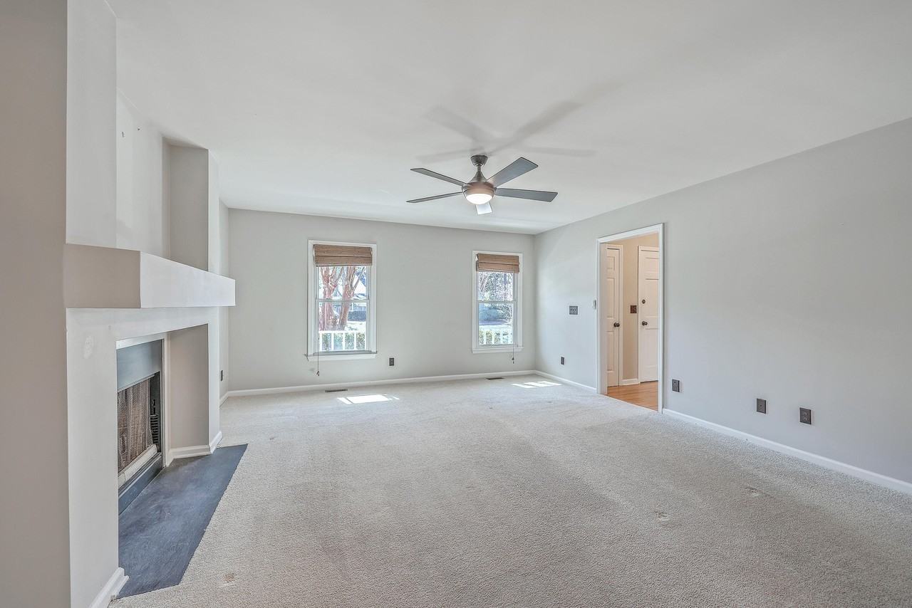 478 Mount Royall Dr - Photo 7 of 33